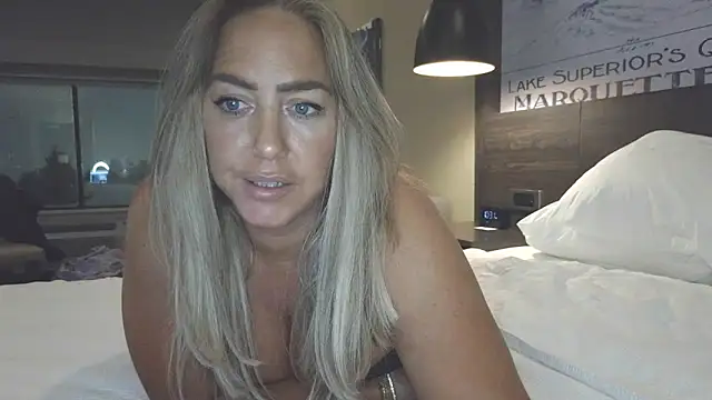 sunshinekisses webcam