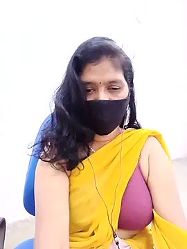 Lucky-Deepthi webcam