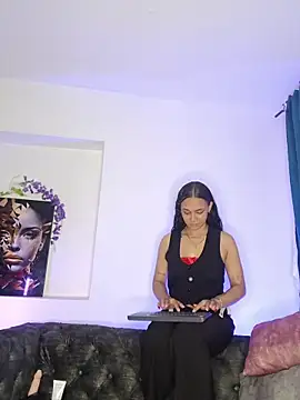 coraline_vera webcam