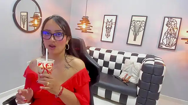 AlexandraMilff webcam