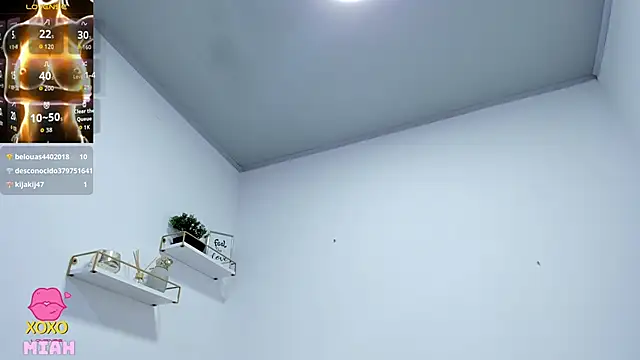 Miah_BigBoobs webcam