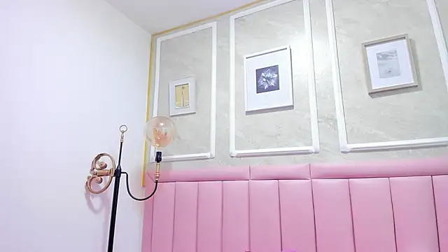 HoollyHendrix webcam