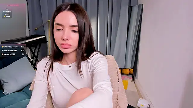 shuggybaby (F young) - topless