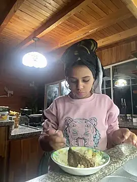 ternura_x (F teen) - bailar desnuda