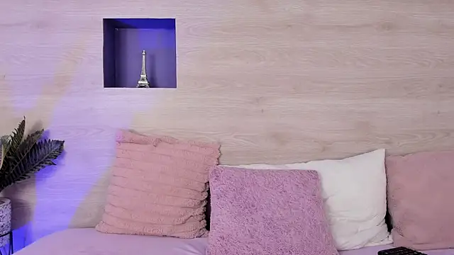 Lana_Starlett webcam