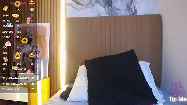 cassiehoward14 webcam