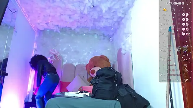 puca_ebony (T young) - Get naked and bathe in oil, little whore