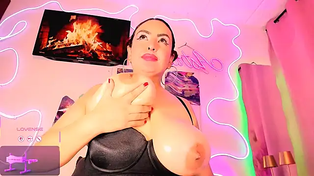 astridchat (F milf) - 💦🔥🔥 delicious squirt & deep Throat 🧨