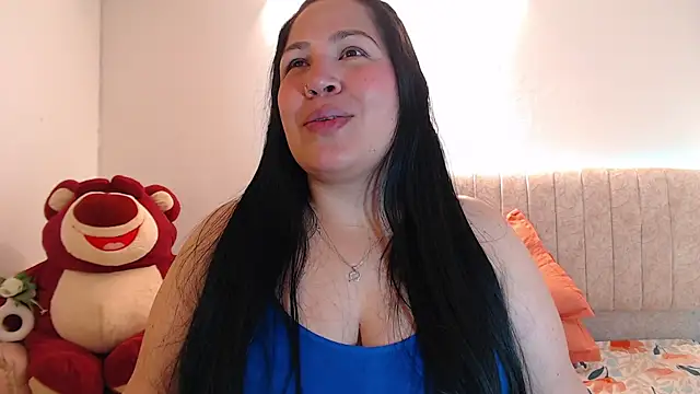 Ashley_Grahaam webcam