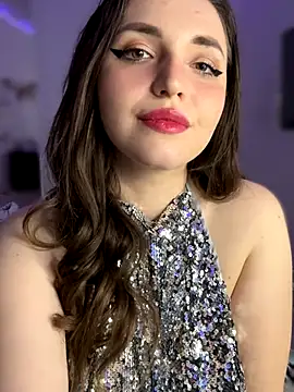 SweetBeeQueen webcam