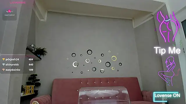 belovedkhlloee (F young) - 💦hello Khlloe💦