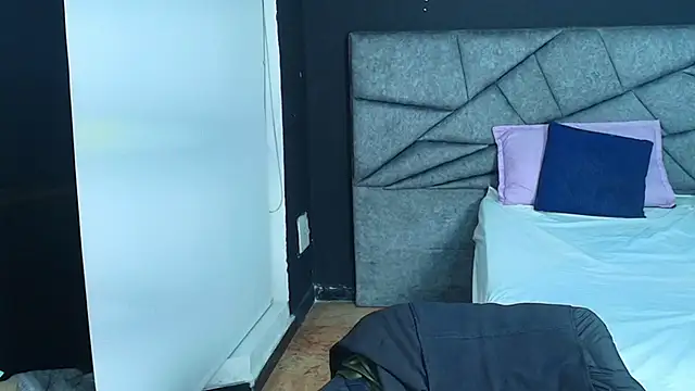 scarletward_ - ScarletWard_'s free webcam