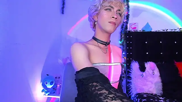 Cooperrosscute233 webcam