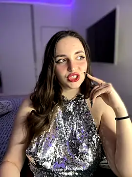 SweetBeeQueen webcam