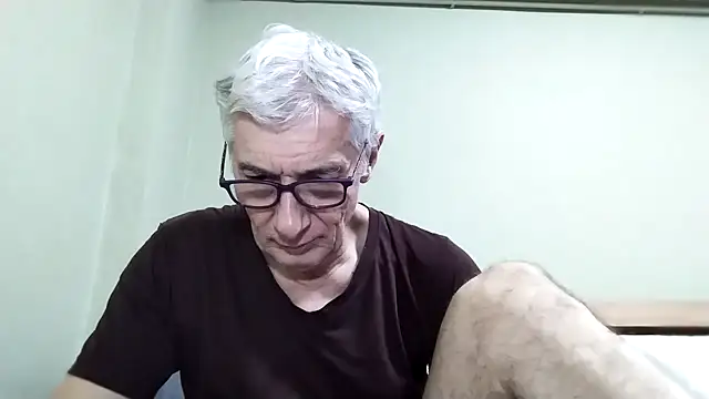 BIGUNCUTHARDCOCK webcam