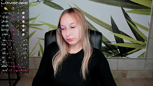 dina_sunshine webcam