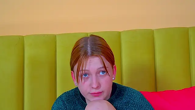 BeatriceBinoche webcam