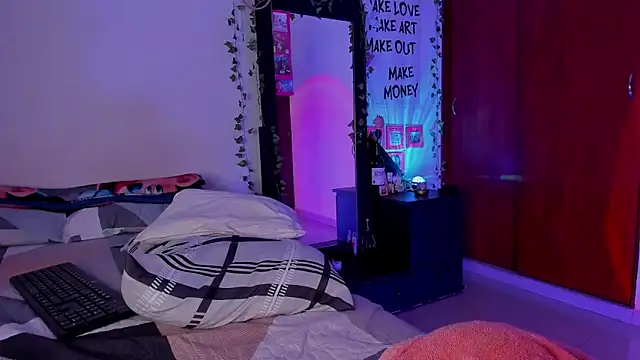 little_kayla_ webcam