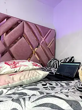 Melody_rouxxx webcam