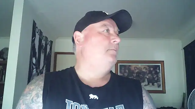 KINKYBLUEYES69 webcam