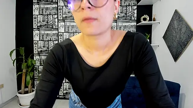 chloeturner_ (Ask my age) - 🔥total naked + ride torso🔥