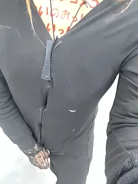 pink-mai (F milf) - LUSH操作されながらコ⭕️ビニで羞恥お買物→上着ぽい💖