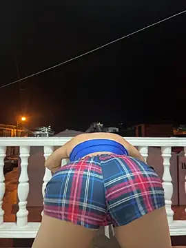 Pretty_Isadora webcam