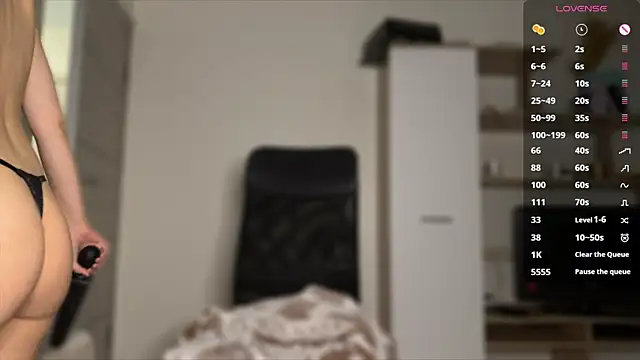 game_simonstarted webcam