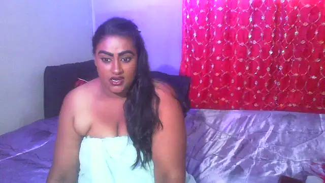 EROTICNAWTY2 webcam