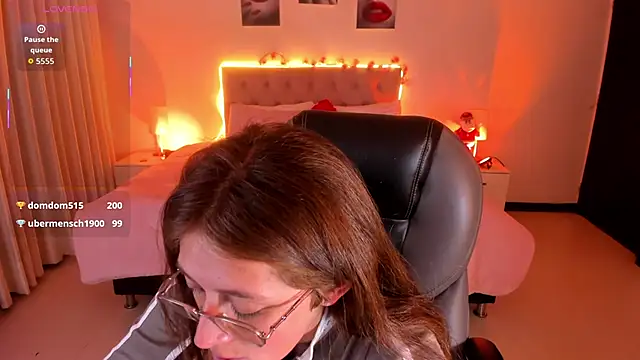 Emily_Warren_ webcam