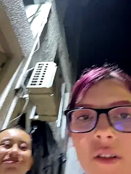 l0lita_sweet (G young) - Squirt in the building in front of my ne