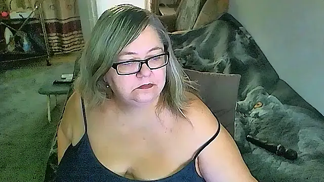 sex2 (F mature) - naked, squirt