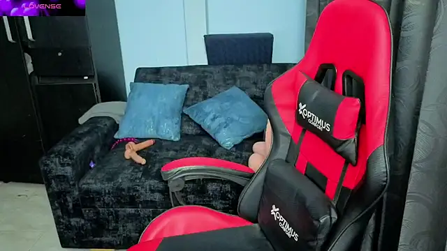 charlotee_lovee69 webcam