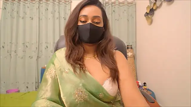 pacesetteer (F young) - Only Bra and Panty 👙