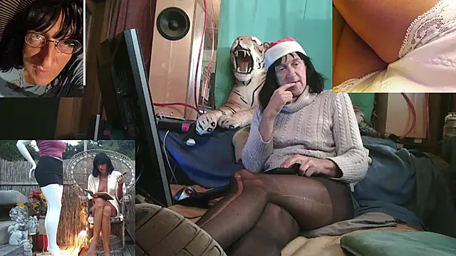 sissidomination (Ask my age) - i show my cute titties