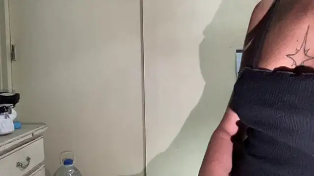 absoluthorrorfield (G young) - topless🍌