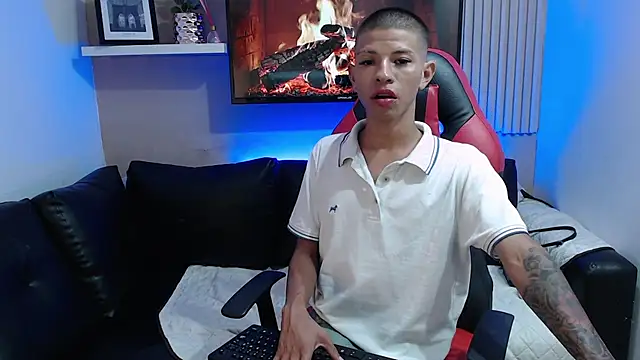 Tessachains_2_ webcam