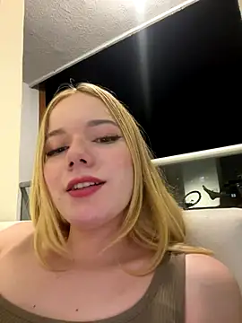 nicolecut (F young) - FUCK MY JUICY PUSSY SO HARD  + SQUIRTSSS