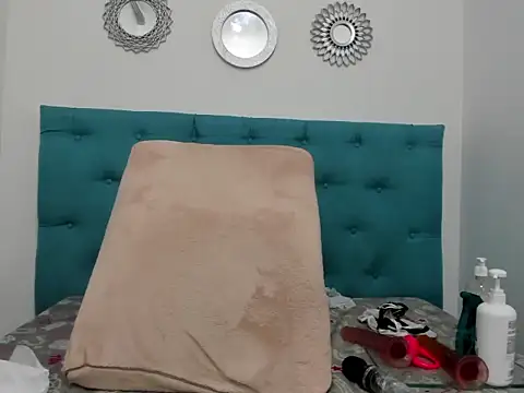 candy_big_tits18 webcam