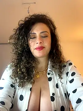 elizabeth_dupont (F milf) - Flash pussy🌸