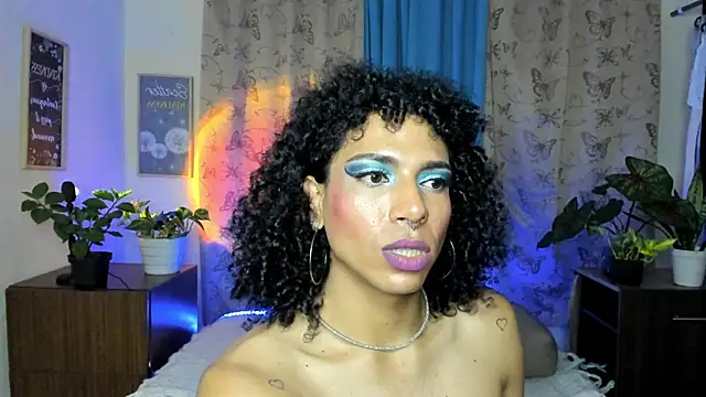 Angel_White25 webcam