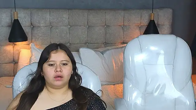 Laia_and_Aloby webcam