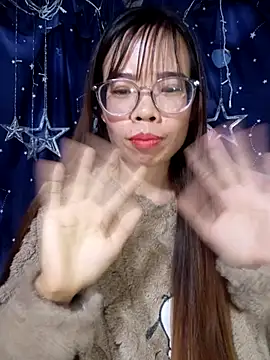 __Mai-love19__ webcam