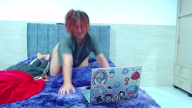 hottie__couple - Hottie__couple's free webcam - UK Sex Cams