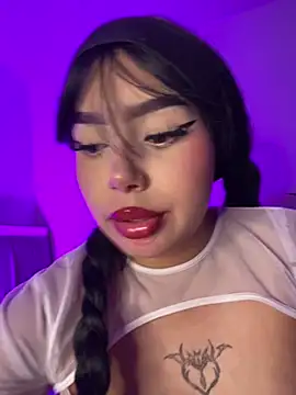 lucialauper_ (F teen) - FUCK MY PUSSY