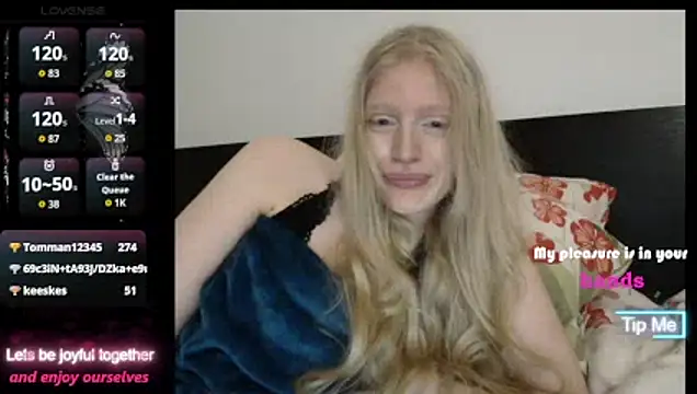 VeronicaJoyful webcam