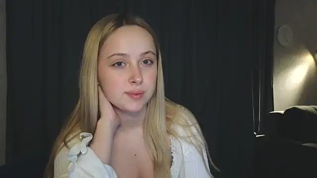 novel__chloe webcam