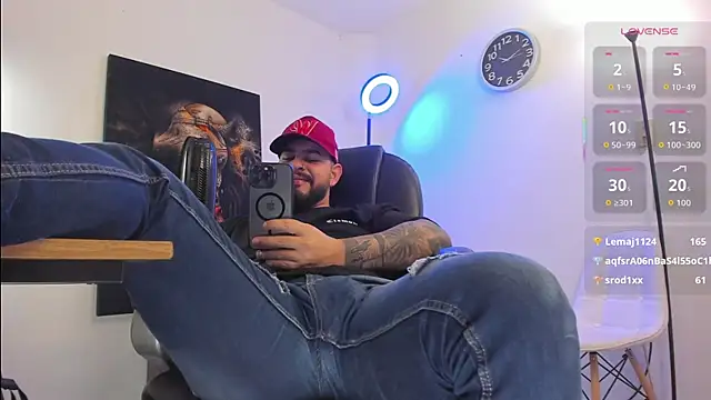 ethan_castellano (Ask my age) - Cum Show Urbano