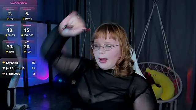 lottiereed (F teen) - blowjob with dildo