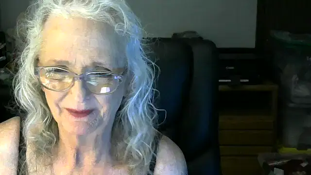 JoleneDelacroix webcam